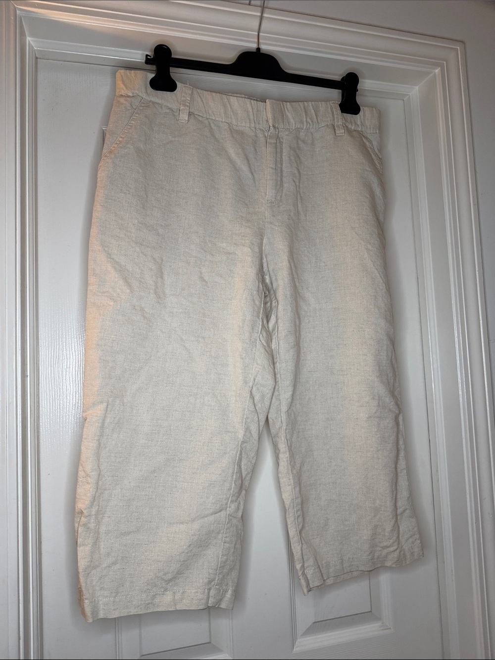 Liz Claiborne Light Cream Linen Blend Capris